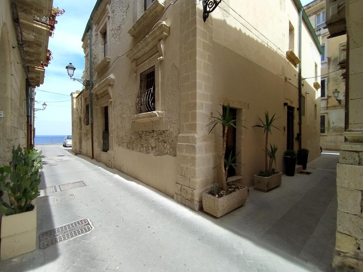 La Punta di Ortigia Holiday Home Syracuse Esterno foto