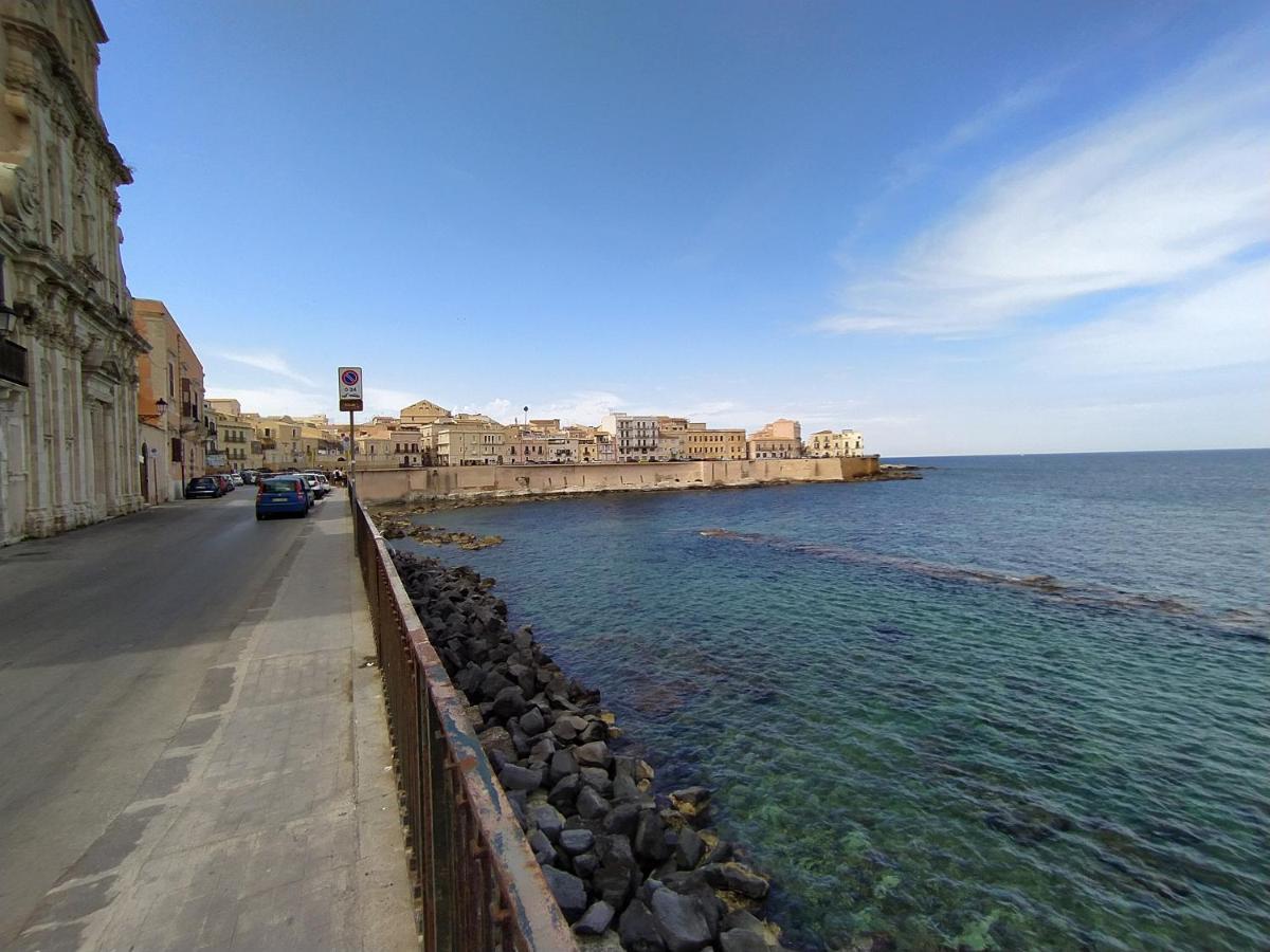 La Punta di Ortigia Holiday Home Syracuse Esterno foto